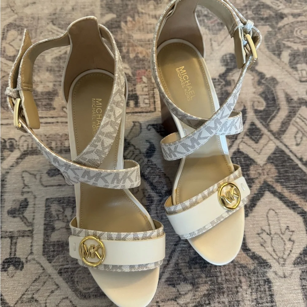 Michael Kors Carmen Logo & Faux Leather Wedge Sandal - Picture 5 of 8